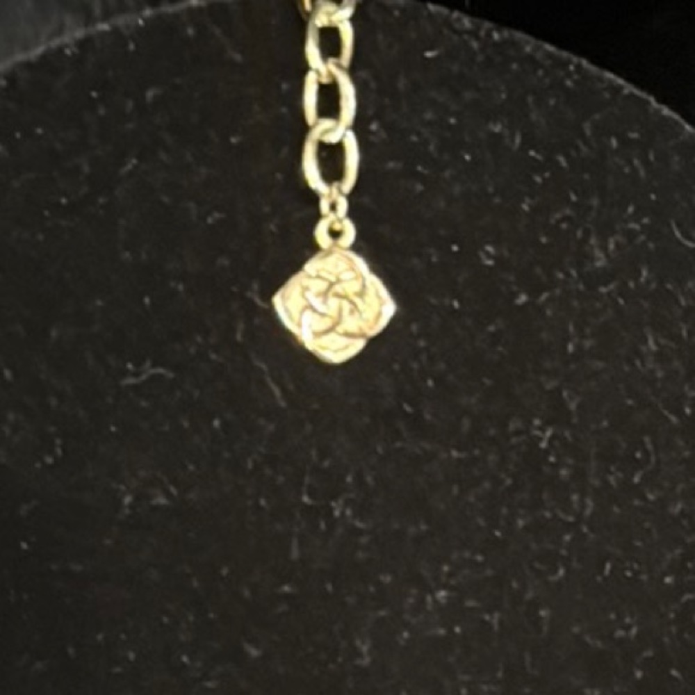 Kendra Scott Gold Layered Necklace - Picture 3 of 3